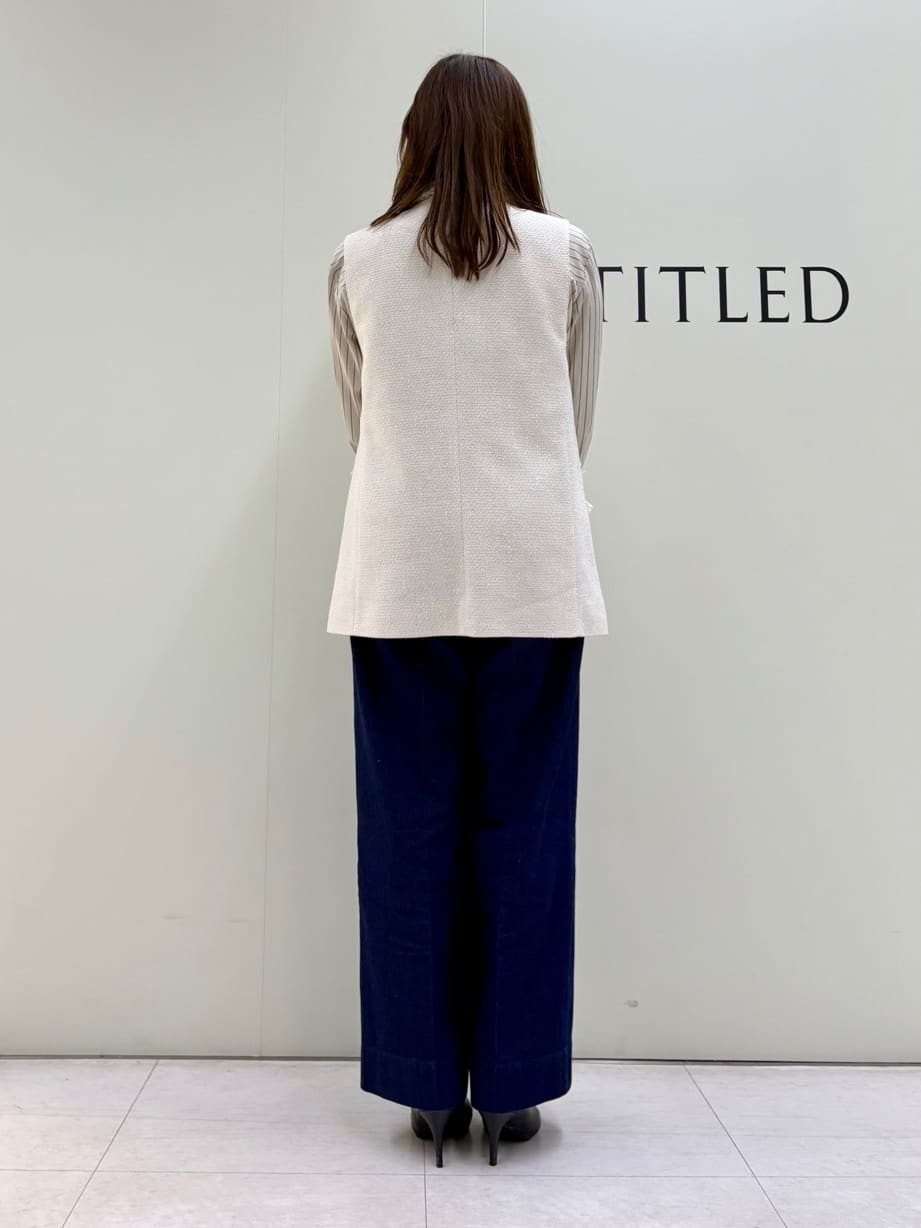 Sakaiさんの「UNTITLED｜【オンオフ使える】スラブツイード ジレ」を使ったコーディネート