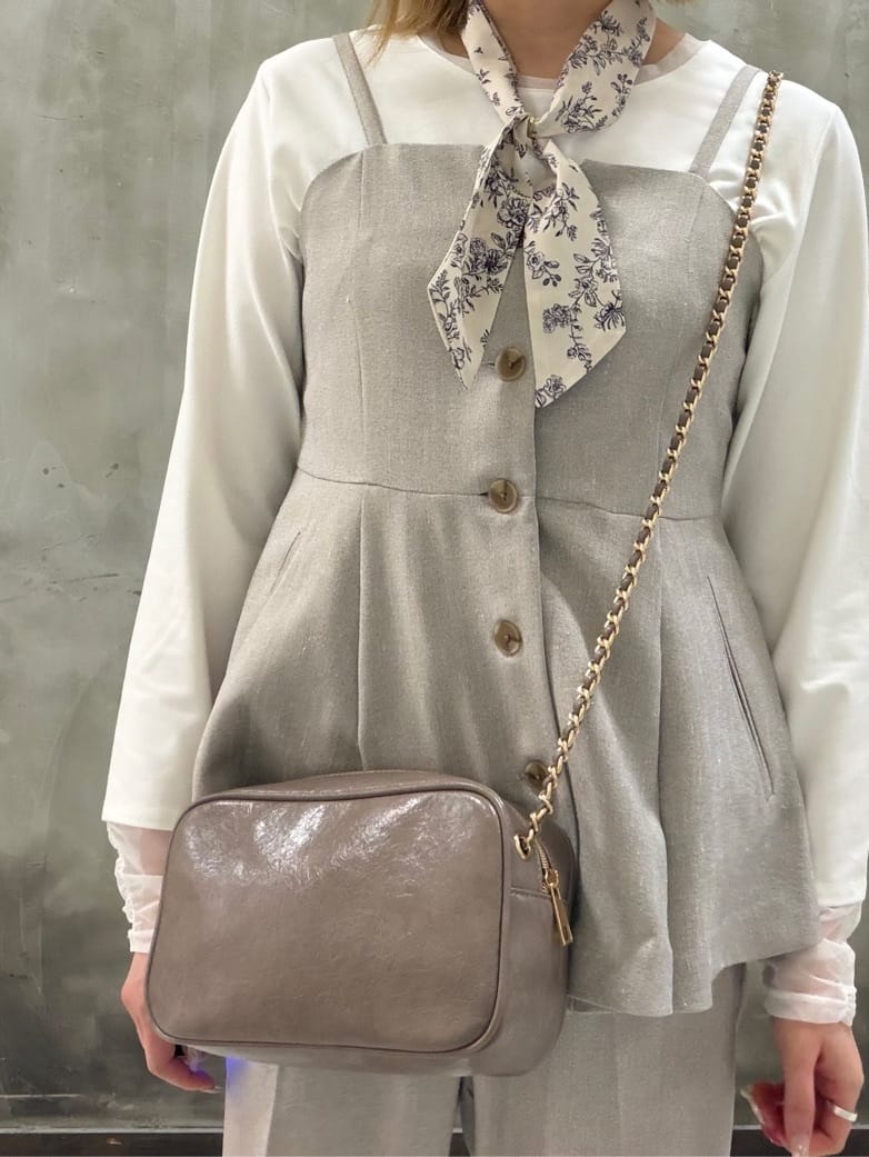 maiさんの「grove｜【カセット服】リネンライク ペプラムビスチェ」を使ったコーディネート
