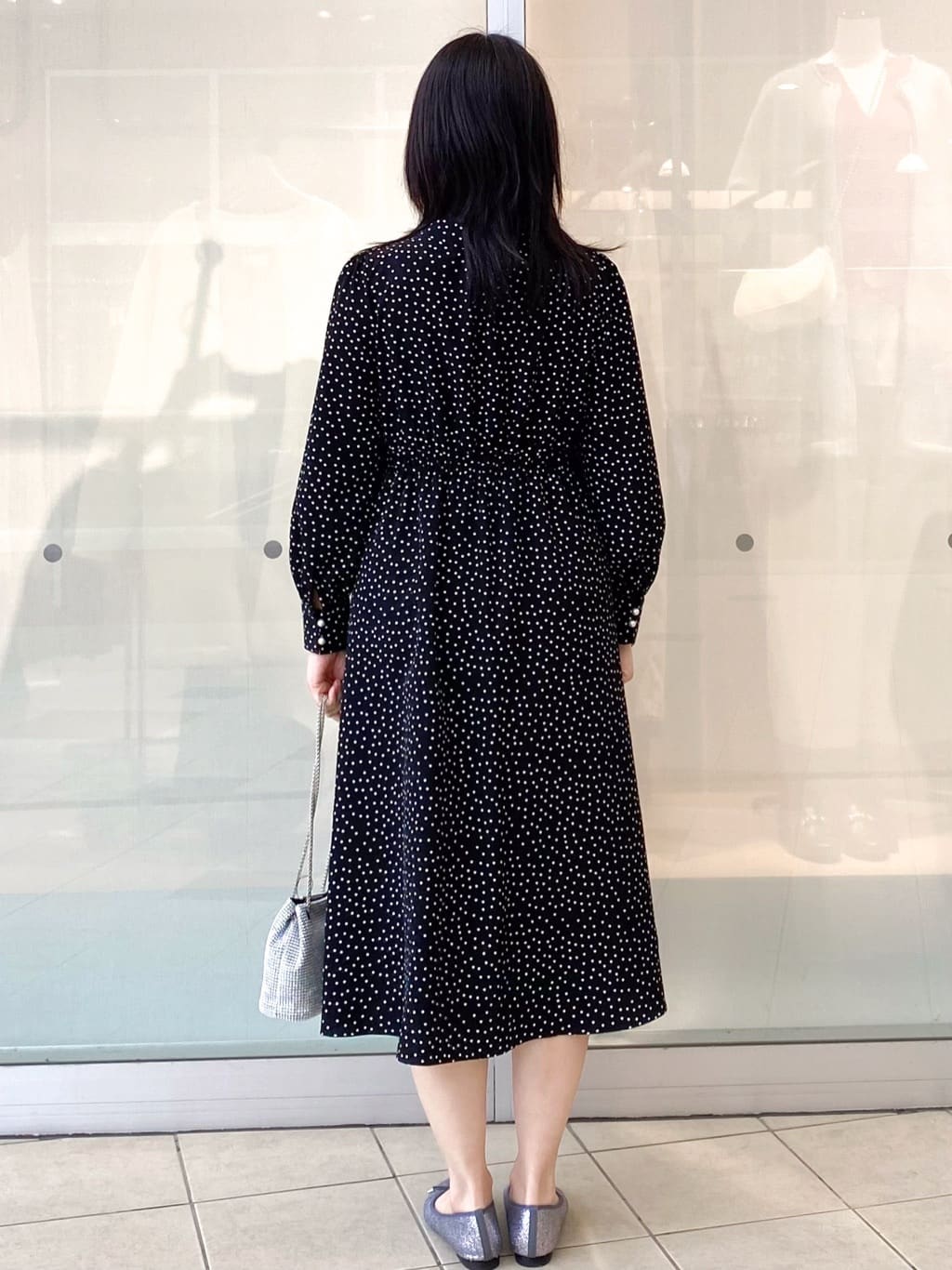 Jeanさんの「OPAQUE.CLIP｜リボンボウタイドットワンピース【洗濯機OK／イージーアイロン／防シワ】」を使ったコーディネート