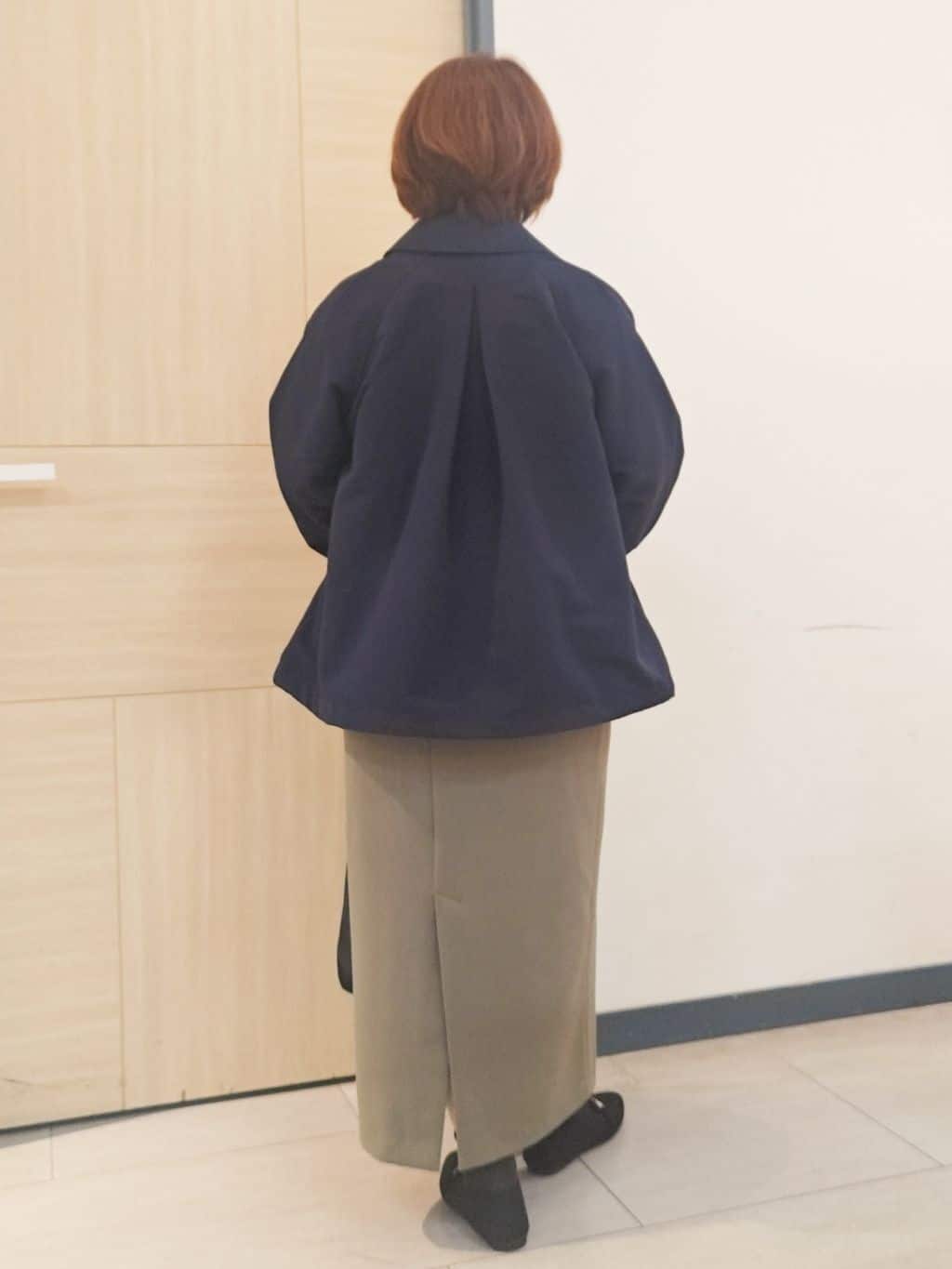 むぅポンさんの「grove｜【貴島明日香さん着用】【撥水／シルエット2WAY】軽やかミドルトレンチコート」を使ったコーディネート