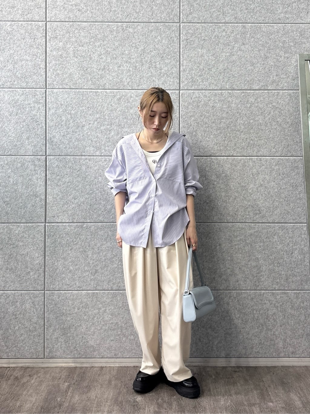 kotakiさんの「INDIVI｜Timeless｜ビッグポケットフォルムシャツ【接触冷感】」を使ったコーディネート
