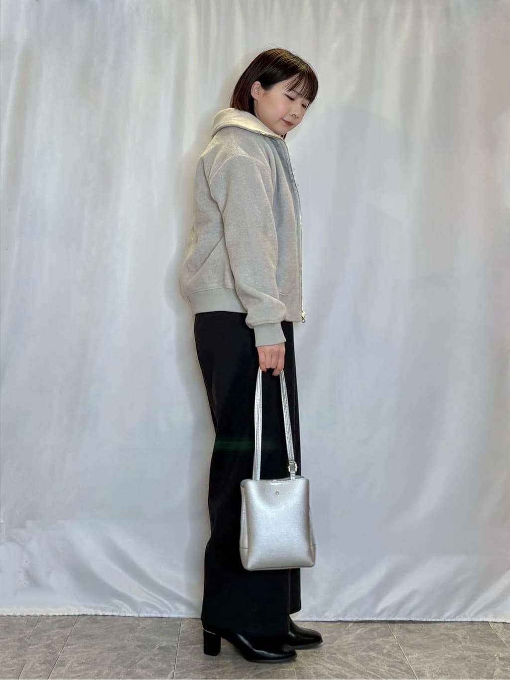 ネリさんの「SHOO･LA･RUE｜【S-LL】軽くてふんわりあたたかい スライバージャケット」を使ったコーディネート