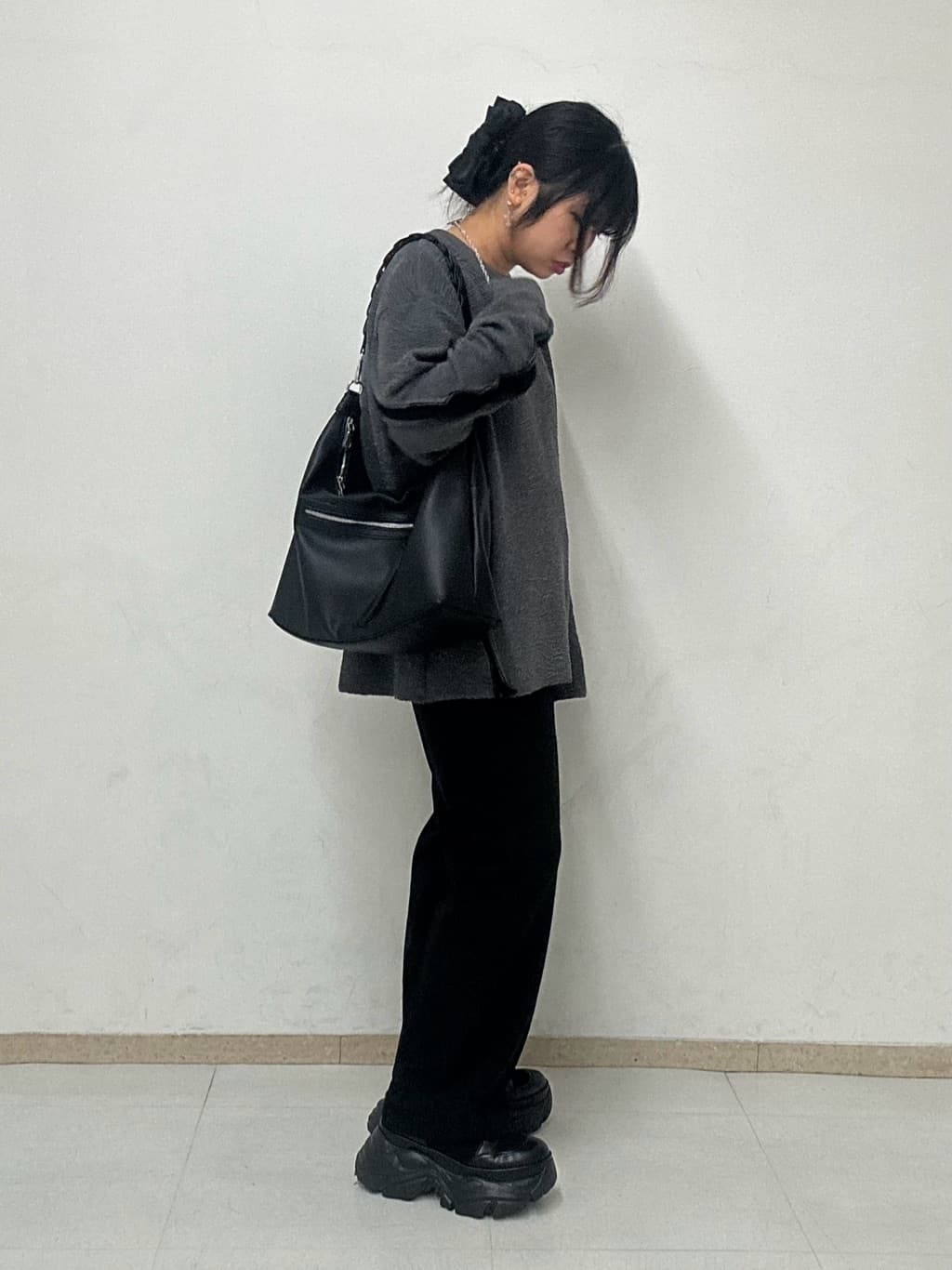 MANAさんの「tk.TAKEO KIKUCHI｜MULTI DESIGN STAINLESS NECKLACE / マルチデザイン アソートステンレ」を使ったコーディネート