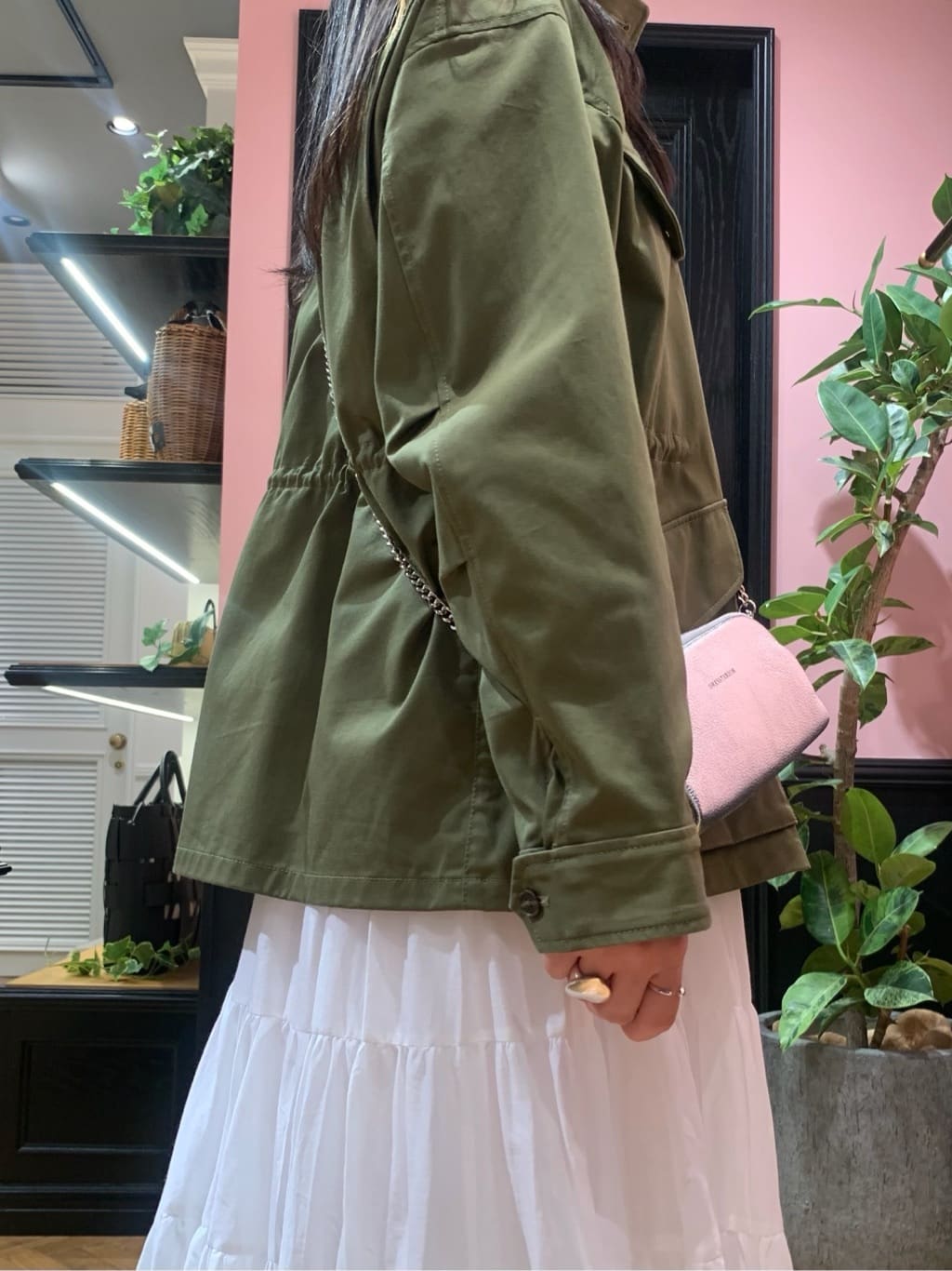 SAKAIさんの「DRESSTERIOR｜【ウォッシャブル】コンパクトコットンミリタリーブルゾン」を使ったコーディネート
