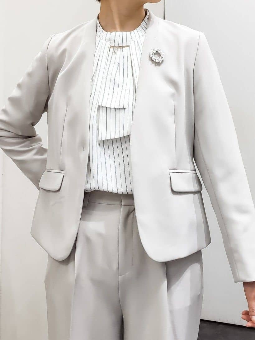 やまちゃんさんの「grove｜【マシンウォッシュ／防シワ/SS-3L】ストレッチノーカラージャケット」を使ったコーディネート