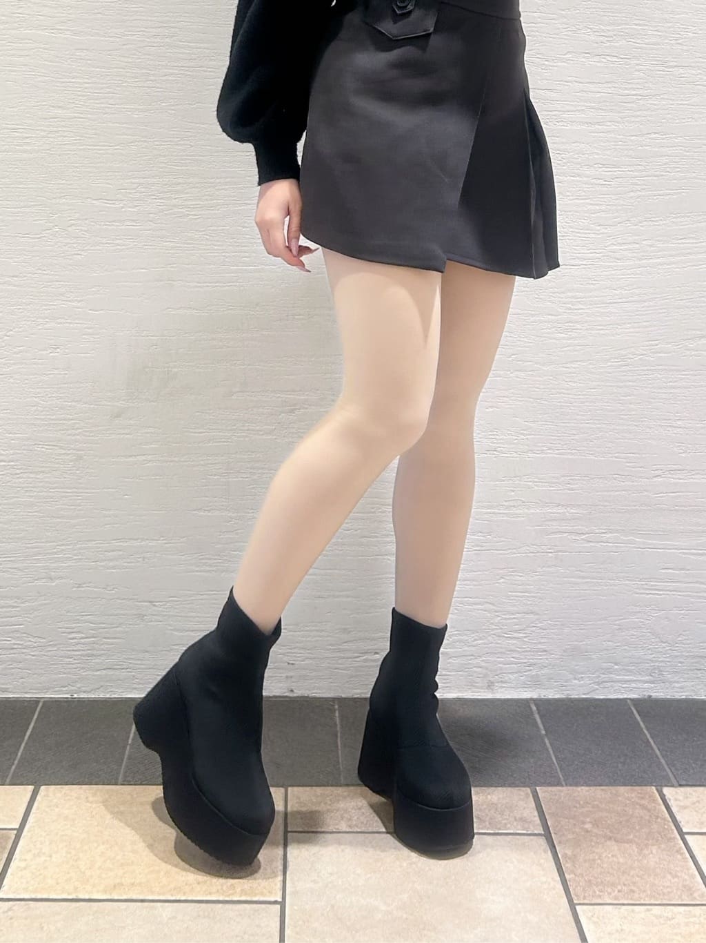 ゆうりさんの「ESPERANZA｜厚底ニットショートブーツ」を使ったコーディネート