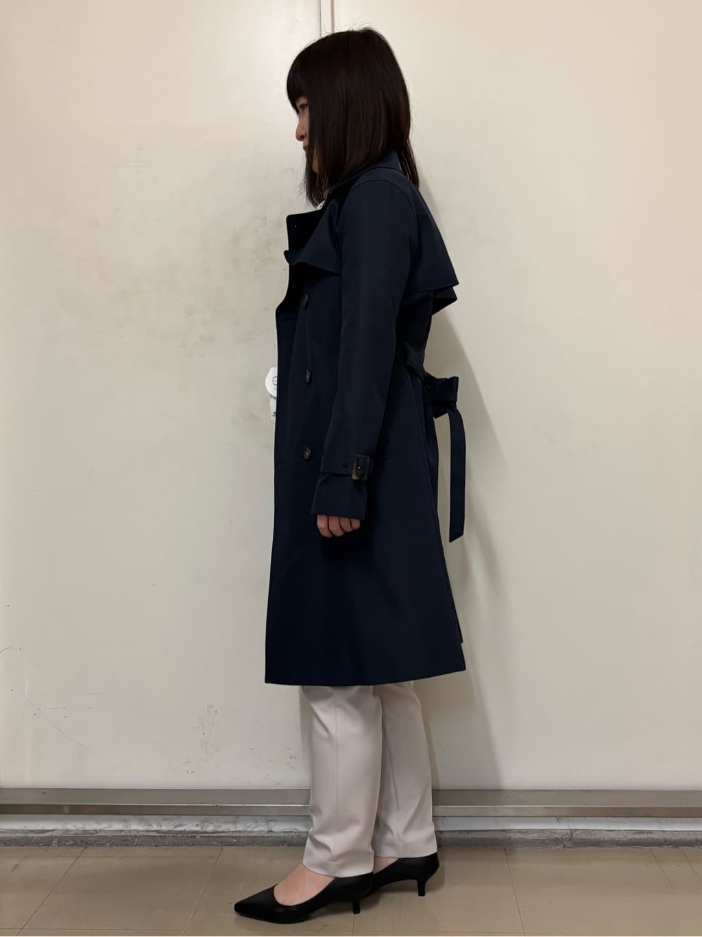 やまさんの「OPAQUE.CLIP｜軽量合皮バイカラーミドルボストンバッグ【2WAY】」を使ったコーディネート