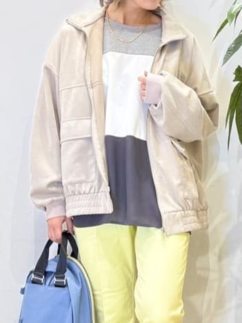 misakiさんの「SHOO･LA･RUE｜とろける手触り　カットスエードスタンドブルゾン」を使ったコーディネート