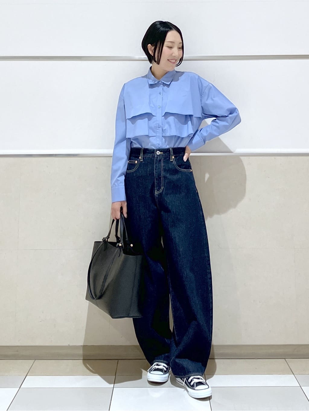eriko さんの「Dessin｜【洗える】フリルシャツブラウス」を使ったコーディネート