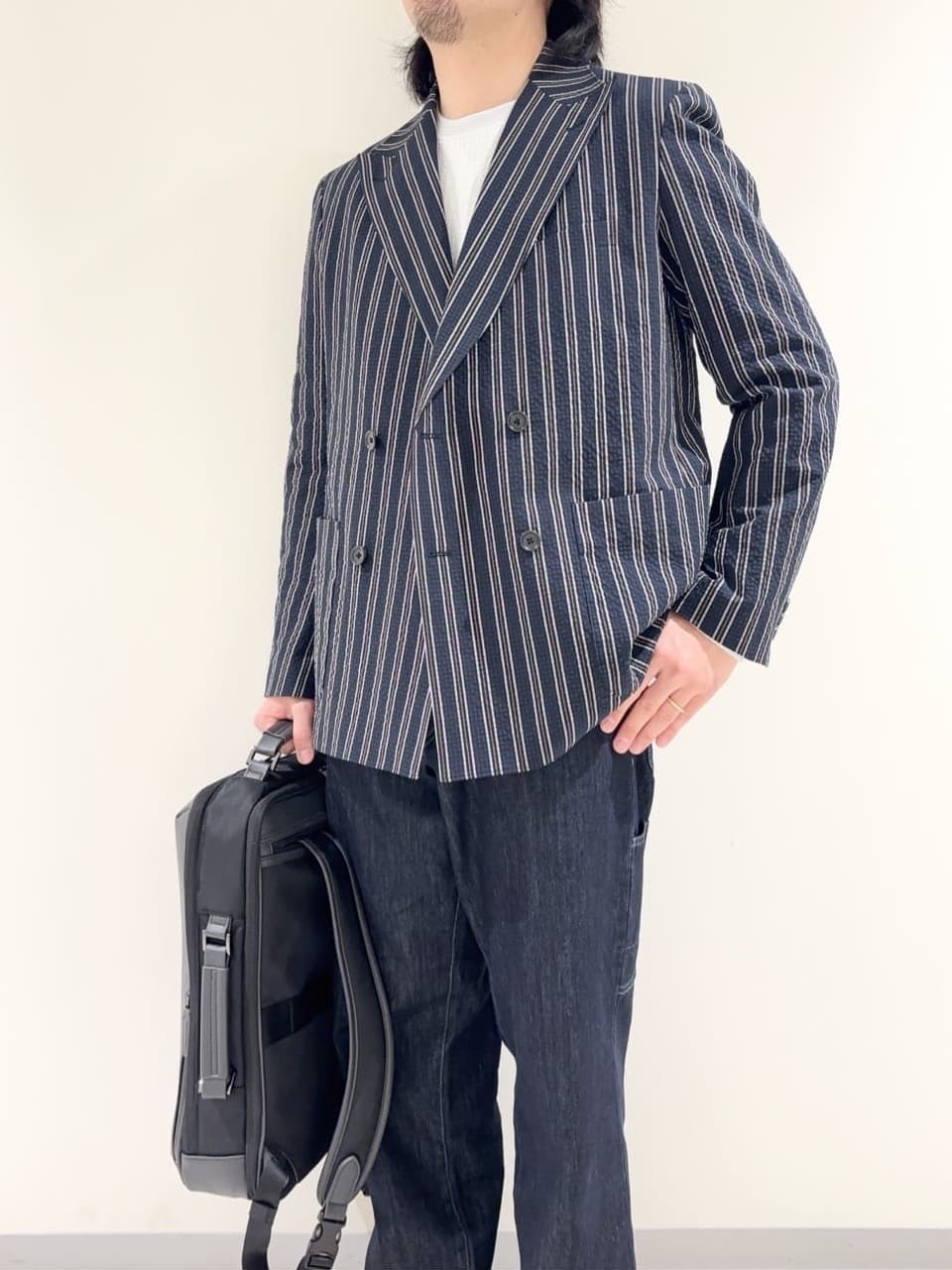 及川さんの「TAKEO KIKUCHI｜【BOWLER HAT LABEL】サッカーストライプ ダブルジャケット」を使ったコーディネート