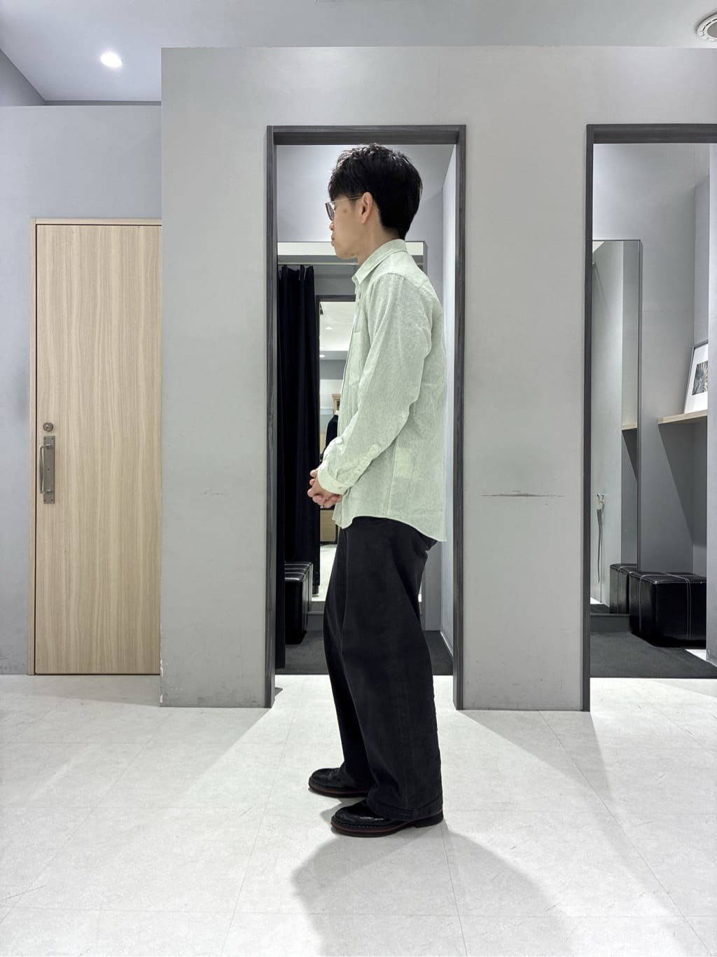わいずみさんの「TAKEO KIKUCHI｜スタンドカラー ショート リブ ブルゾン」を使ったコーディネート