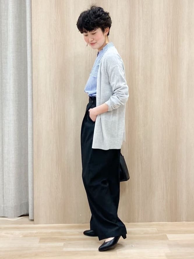 Keiさんの「grove｜【貴島明日香さん着用】お仕事も普段も。今どきワークシャツブラウス」を使ったコーディネート