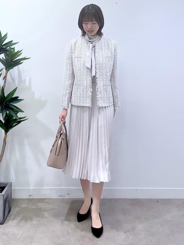 yukaさんの「UNTITLED｜【仕事着/スーツ】ファンシーツイード ジャケット」を使ったコーディネート