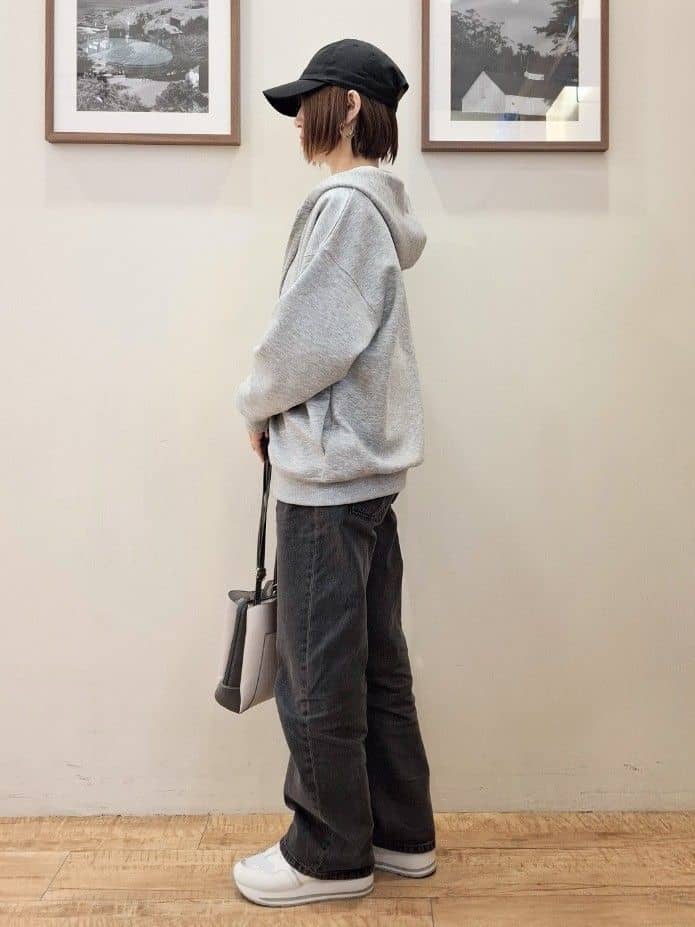 まあるさんの「SHOO･LA･RUE｜【SHOO・LA・RUE DENIM/SS-LL】程よい厚みの ストレートデニムパンツ（10.5オン」を使ったコーディネート