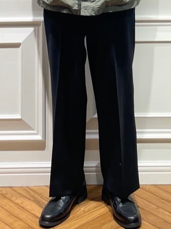 橋本さんの「DRESSTERIOR｜オックスフォード ラウンドカラーシャツ」を使ったコーディネート