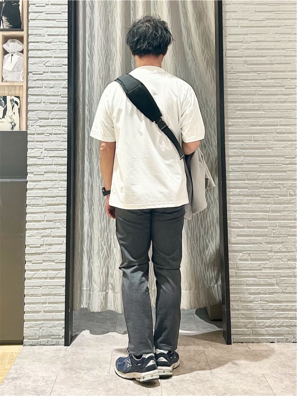 KENJI Iさんの「THE SHOP TK｜【2点セット】カーディガン＋半袖Tシャツ 洗濯機OK」を使ったコーディネート