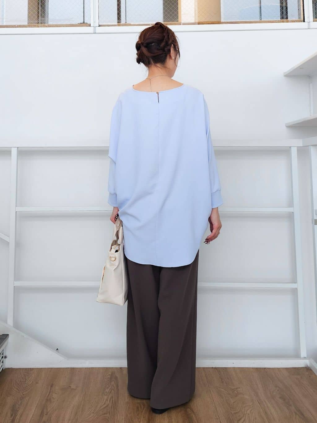 ゆゆさんの「SHOO･LA･RUE｜【高レビュー/S-LL/着丈選べる/洗濯後しわになりにくい】スマートに見えるイージーワイドパンツ」を使ったコーディネート
