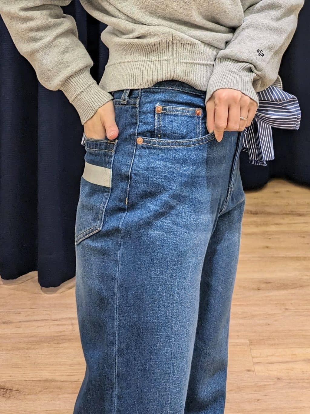 Ayakaさんの「Dessin｜【洗える】フリルネックブラウス」を使ったコーディネート