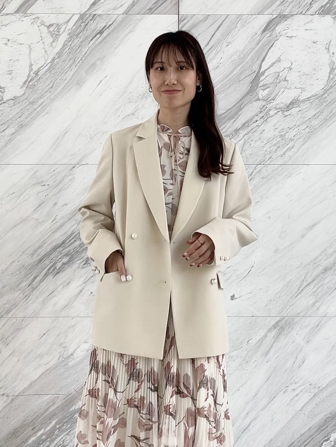 はばさんの「Couture brooch｜【洗える・通勤】パール調ボタン テーラードジャケット」を使ったコーディネート
