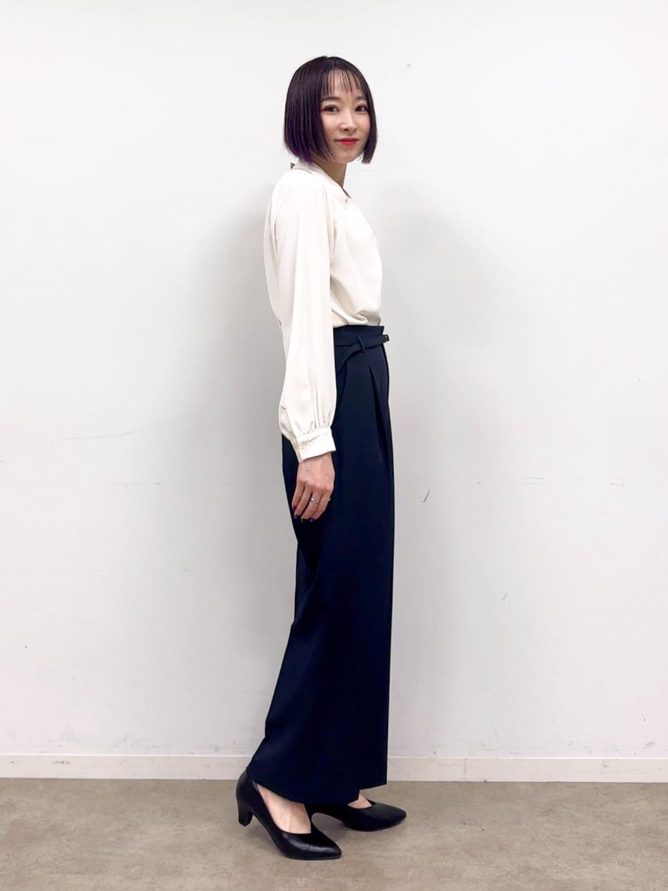 𝐜𝐡𝐢𝐤𝐚さんの「SHOO･LA･RUE｜【洗濯機可/イージーケア/UV】オンオフ使える　ゆったりダブルジャケット」を使ったコーディネート