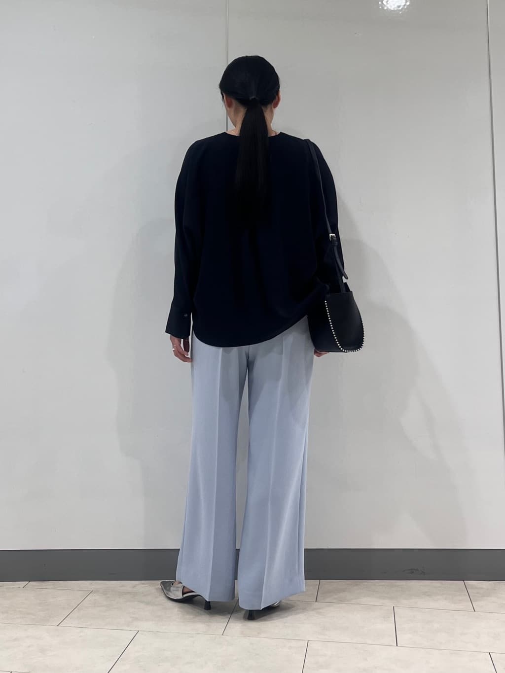 hasuさんの「INDIVI｜【洗える／多機能／SETUP可】着る日傘ジレジャケット」を使ったコーディネート