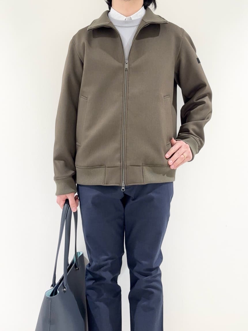 及川さんの「TAKEO KIKUCHI｜【JUST ONE LAYER】ダウンファブリック ジップアップ リブ ブルゾン」を使ったコーディネート