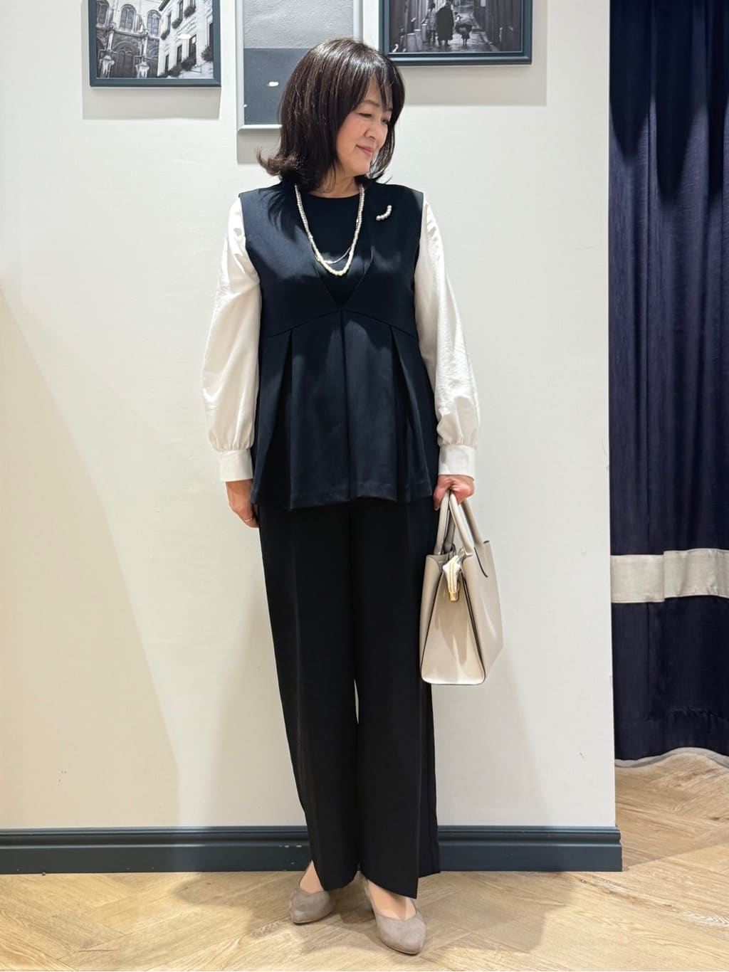 Lilyさんの「grove｜【マシンウォッシュ/防シワ】袖ドッキングペプラムブラウス【着回しカセット】」を使ったコーディネート