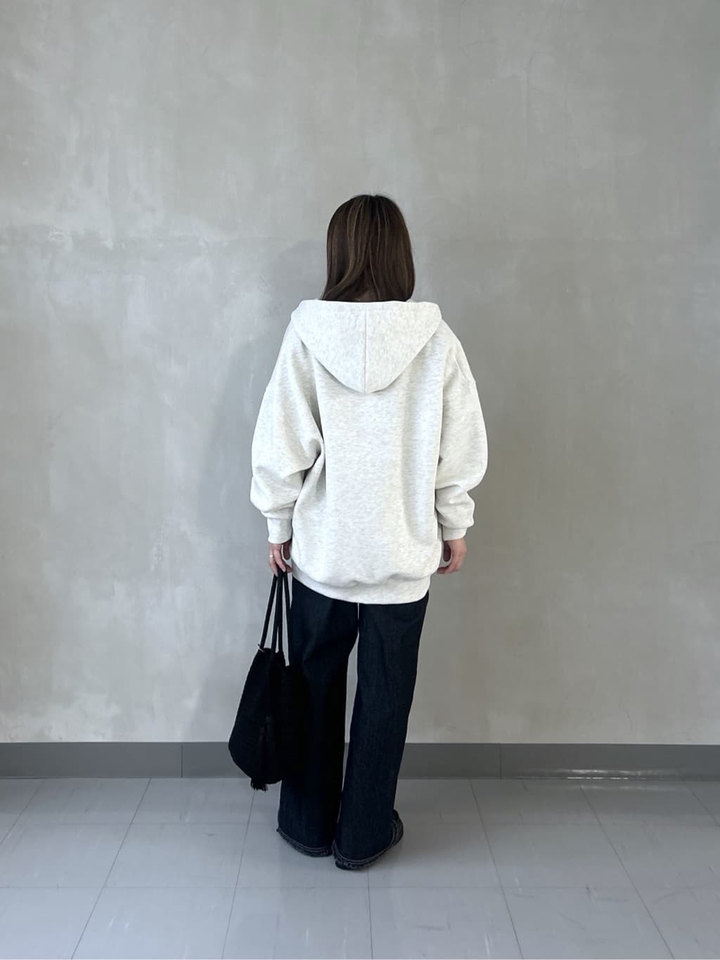 takaさんの「INDIVI｜エアーダンボールパーカー」を使ったコーディネート