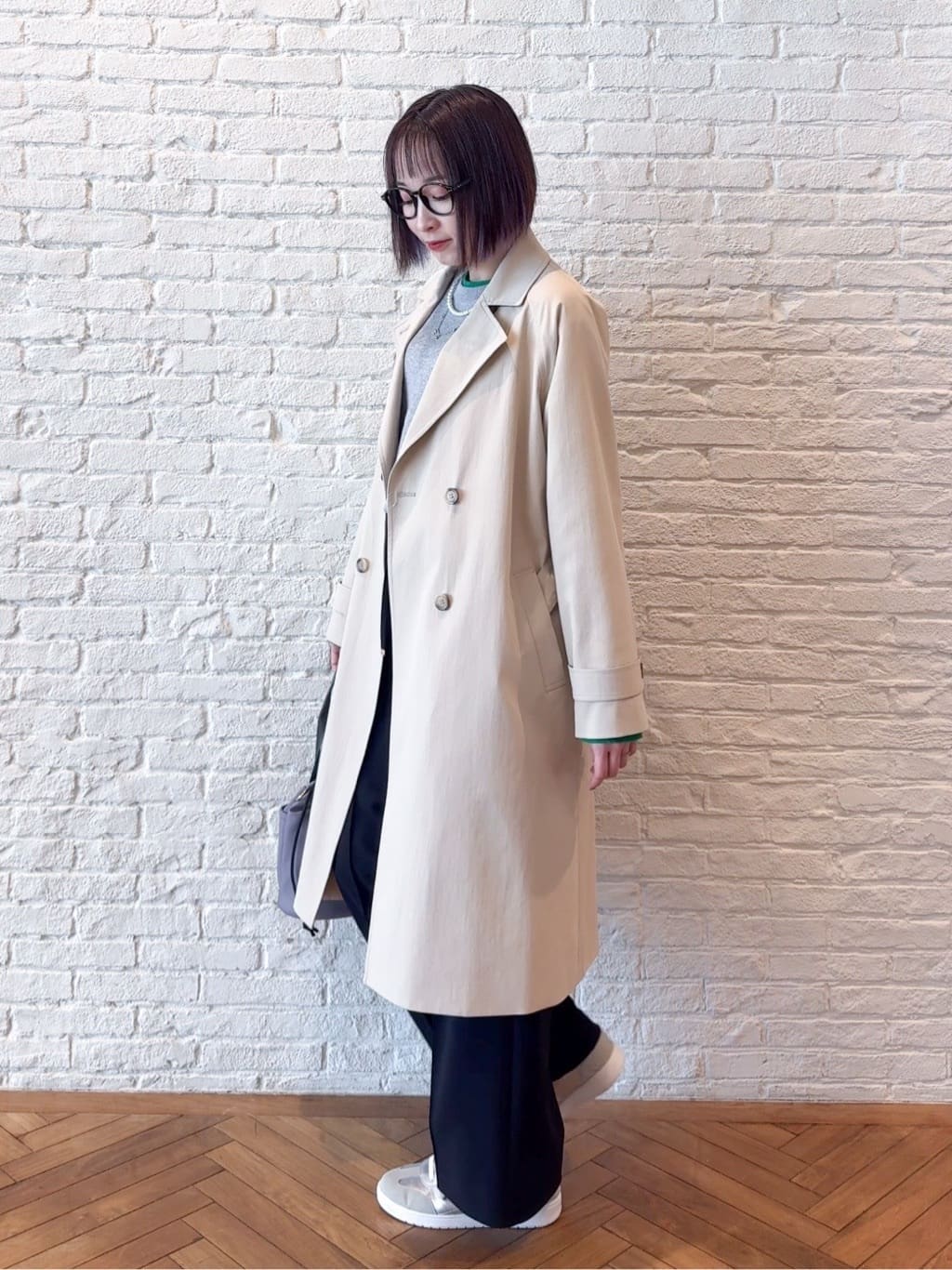 𝐜𝐡𝐢𝐤𝐚さんの「SHOO･LA･RUE｜【Lee別注／撥水】巾着ショルダーバッグ」を使ったコーディネート