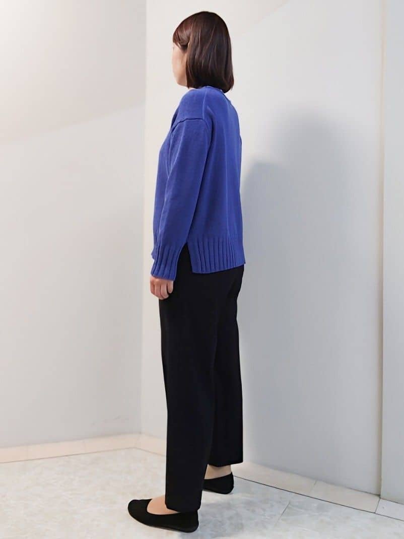 エリさんの「Reflect｜ドライタッチストレートワイドパンツ」を使ったコーディネート