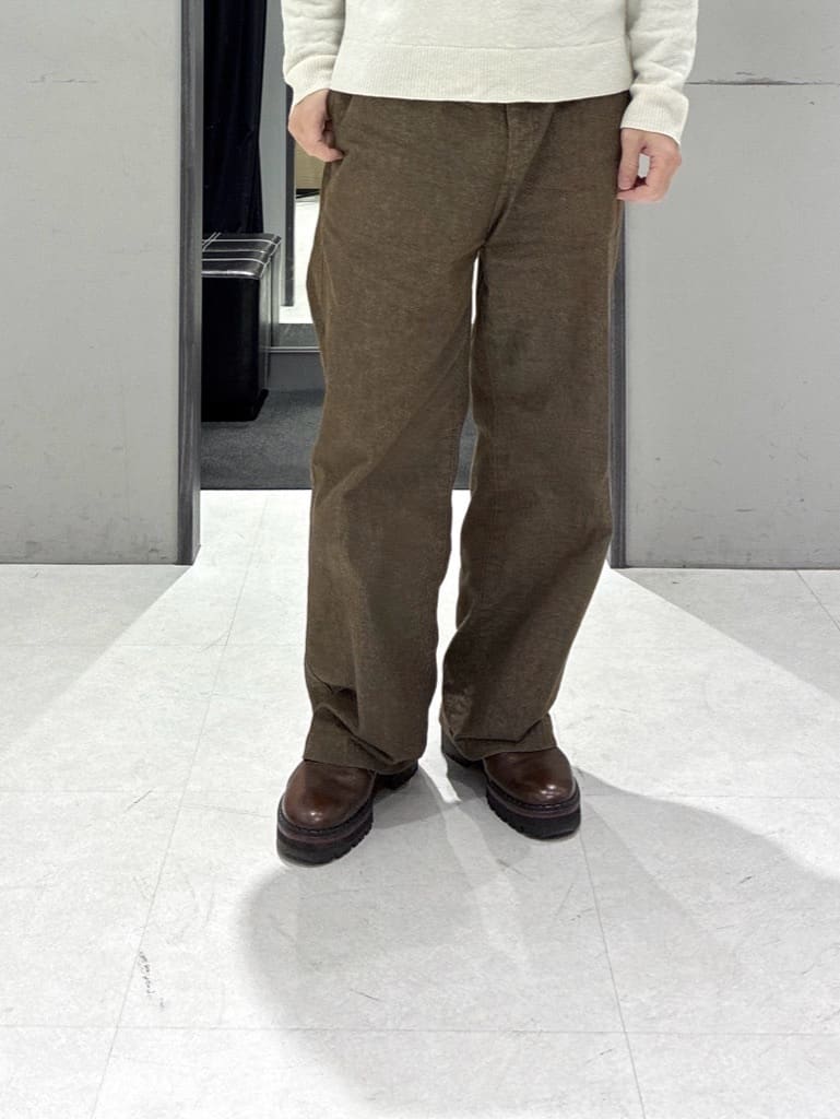 わいずみさんの「TAKEO KIKUCHI｜【Air Palette Knit】ワンポイント カラーニット プルオーバー」を使ったコーディネート