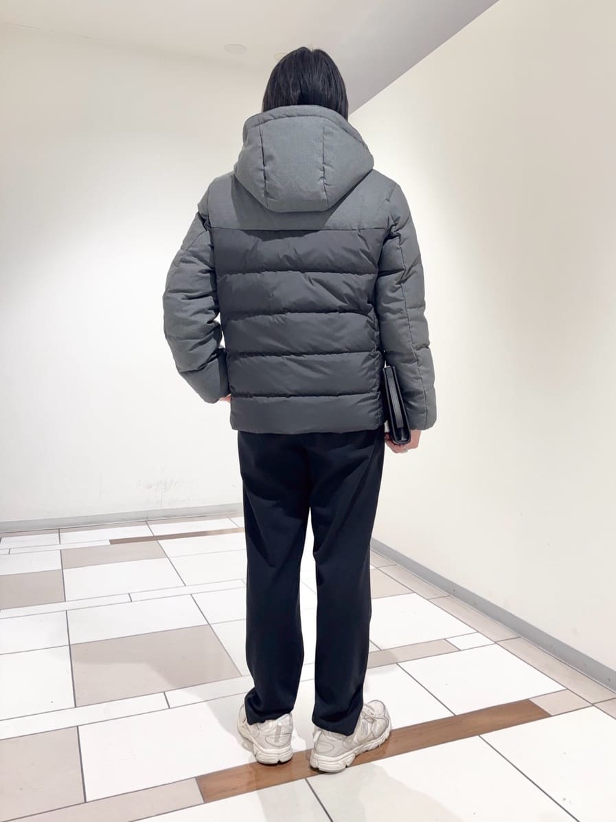 及川さんの「TAKEO KIKUCHI｜カラーコンビ ダウンブルゾン」を使ったコーディネート