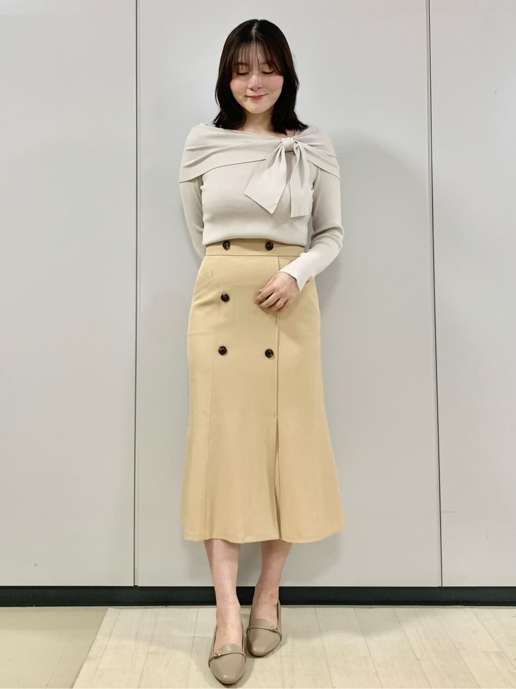 kasumiさんの「index｜オフショルリボンリブニット【洗濯機OK】」を使ったコーディネート