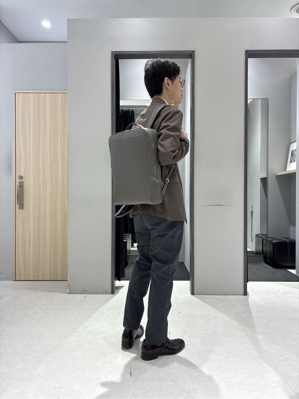 わいずみさんの「TAKEO KIKUCHI｜【ON／OFF兼用】CARREMANファブリック ノーカラージャケット」を使ったコーディネート