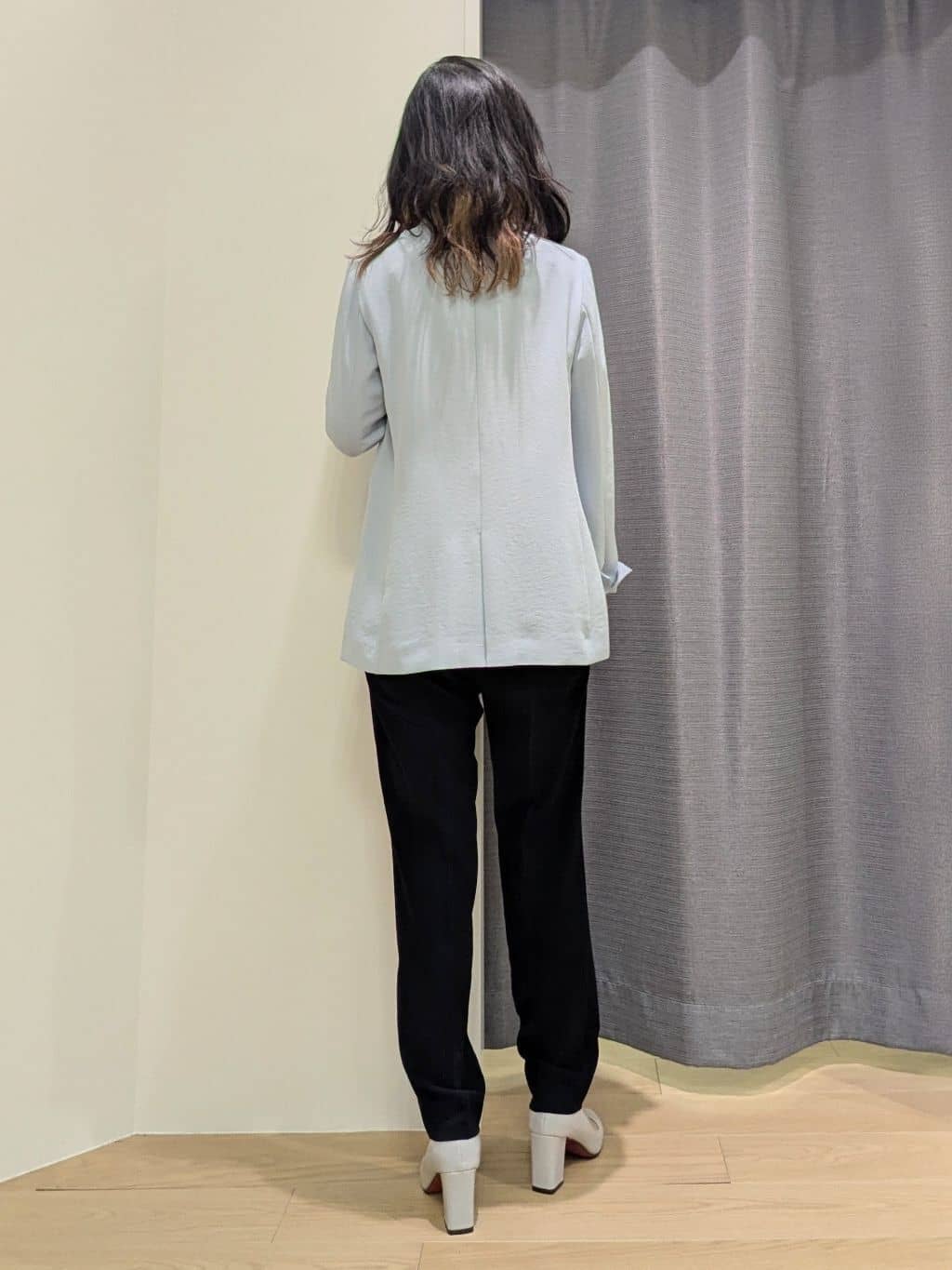 miiさんの「INDIVI｜【洗える／多機能／SETUP可】着る日傘ダブルジャケット」を使ったコーディネート