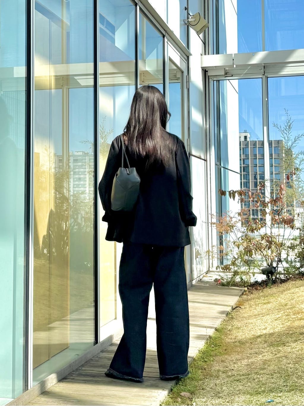 ibukiさんの「INDIVI｜Comfy SET UP｜ダブルブレストイージージャケット【セットアップ対応／通勤／カセット服／接触」を使ったコーディネート
