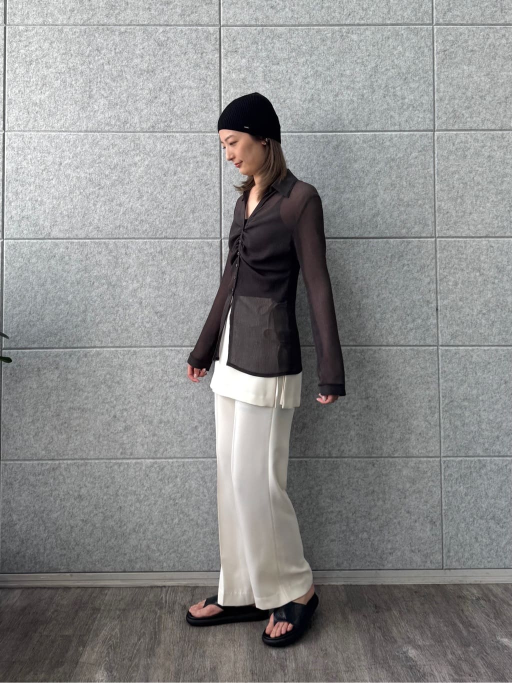 uchi__yamaさんの「CODE A｜thin gather shirts」を使ったコーディネート