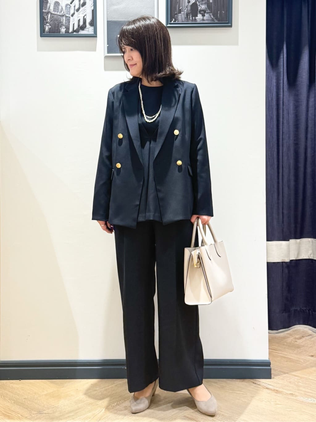 Lilyさんの「grove｜【マシンウォッシュ/防シワ】袖ドッキングペプラムブラウス【着回しカセット】」を使ったコーディネート