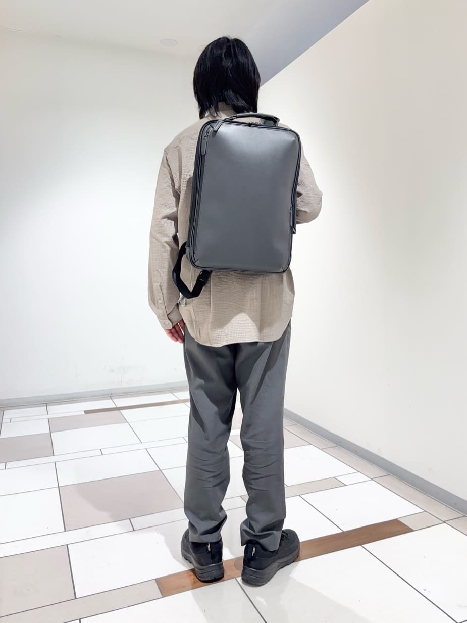 及川さんの「TAKEO KIKUCHI｜【Mono Max掲載】CORDLEY（R）2WAYバッグ」を使ったコーディネート
