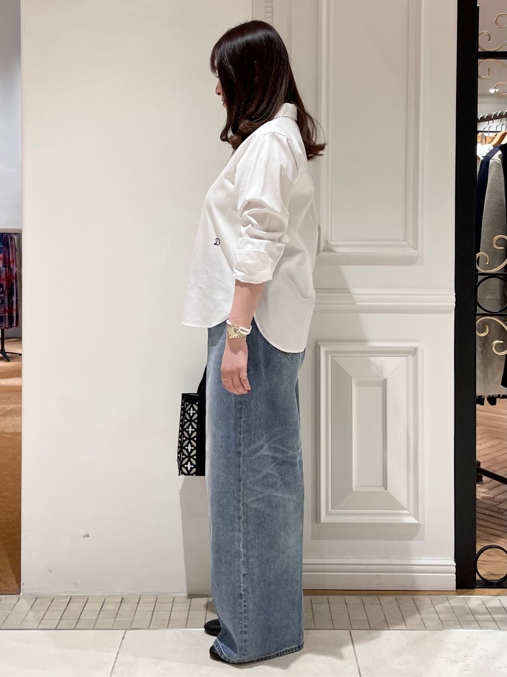 minowaさんの「DRESSTERIOR｜ヴィンテージ加工ワイドデニムパンツ」を使ったコーディネート
