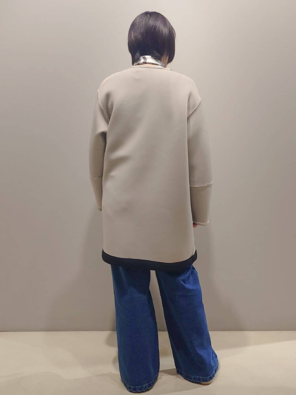me：)さんの「OPAQUE.CLIP｜リバーシブル配色ノーカラーコート【洗濯機OK】」を使ったコーディネート