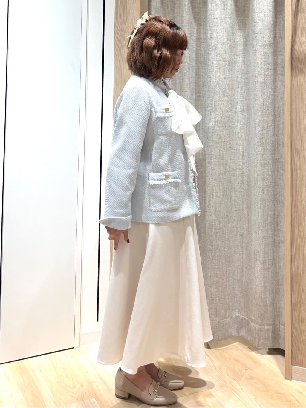  𝐦𝐢𝐨 さんの「grove｜【ハレの日・通勤】きちんとからカジュアルまで着回せる、ミドル丈ツイードジャケット」を使ったコーディネート