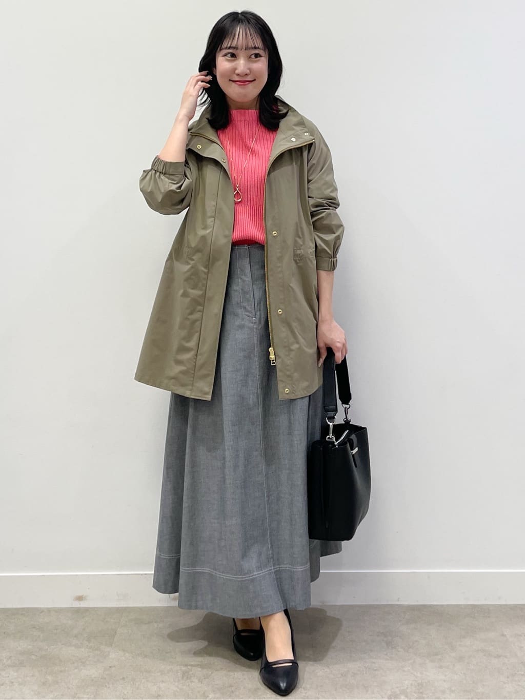 yukariさんの「Reflect｜【撥水】ストレッチタフタミドル丈スタンドカラーコート」を使ったコーディネート
