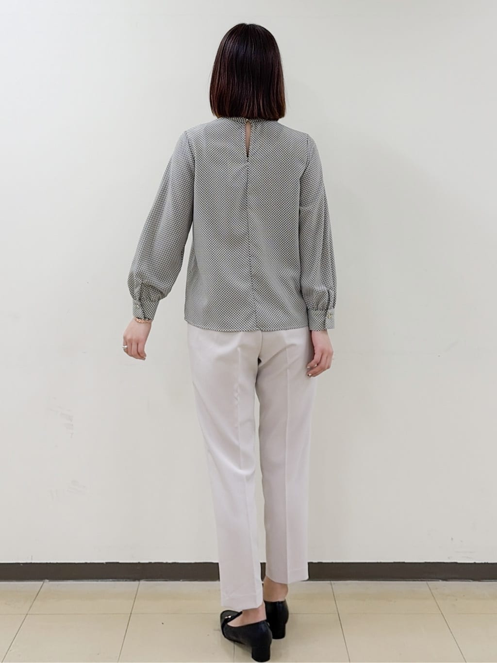 yurinaさんの「index｜アシンメトリーボウタイブラウス【洗濯機OK／イージーアイロン／防シワ】《XS～LL》」を使ったコーディネート