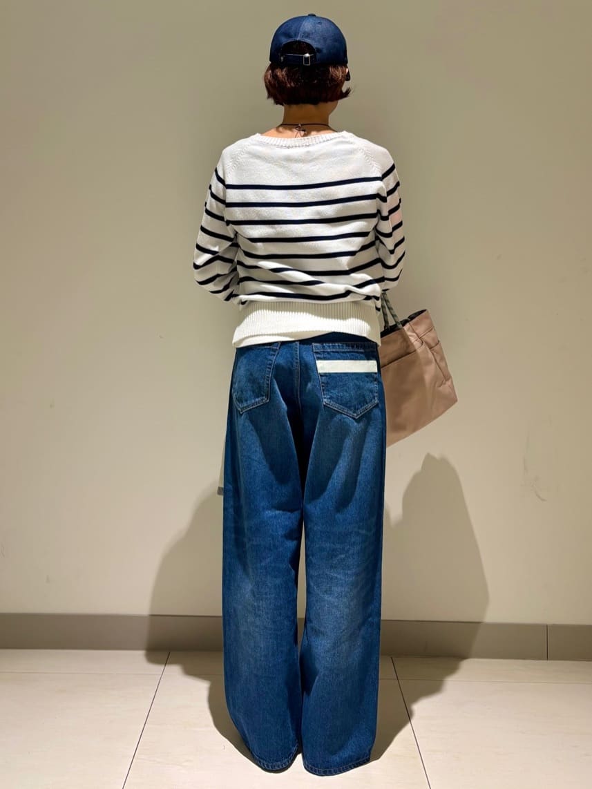 Haruさんの「Dessin｜【洗える】コットンVネックニット」を使ったコーディネート