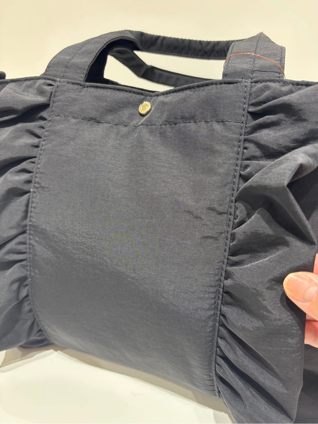 kokoさんの「grove｜【撥水／シルエット2WAY】軽やかミドルトレンチコート」を使ったコーディネート