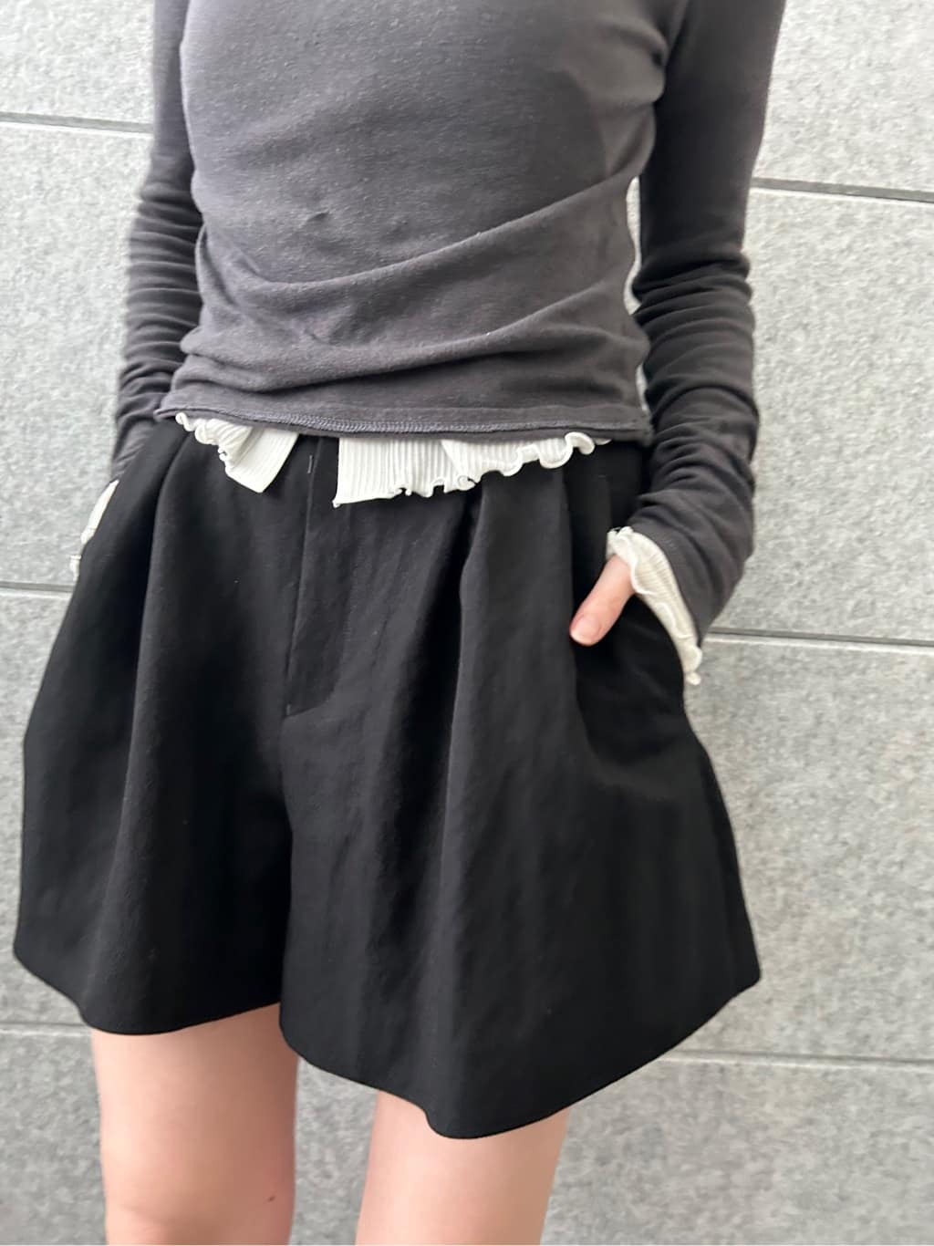 honoka Aさんの「CODE A｜backline elastic pullover」を使ったコーディネート