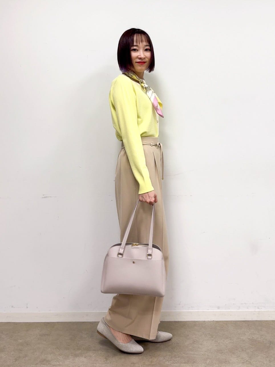 𝐜𝐡𝐢𝐤𝐚さんの「SHOO･LA･RUE｜【着丈選べる/S-LL】センタープレスできちんと見え イージーワイドパンツ」を使ったコーディネート