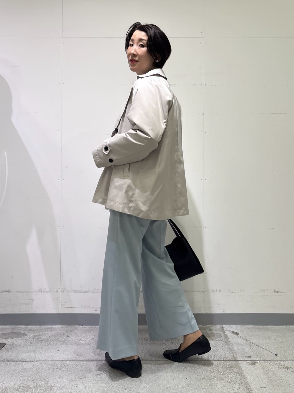 yuriさんの「INDIVI｜【新作褒められパンツ】快温ワイドパンツ」を使ったコーディネート