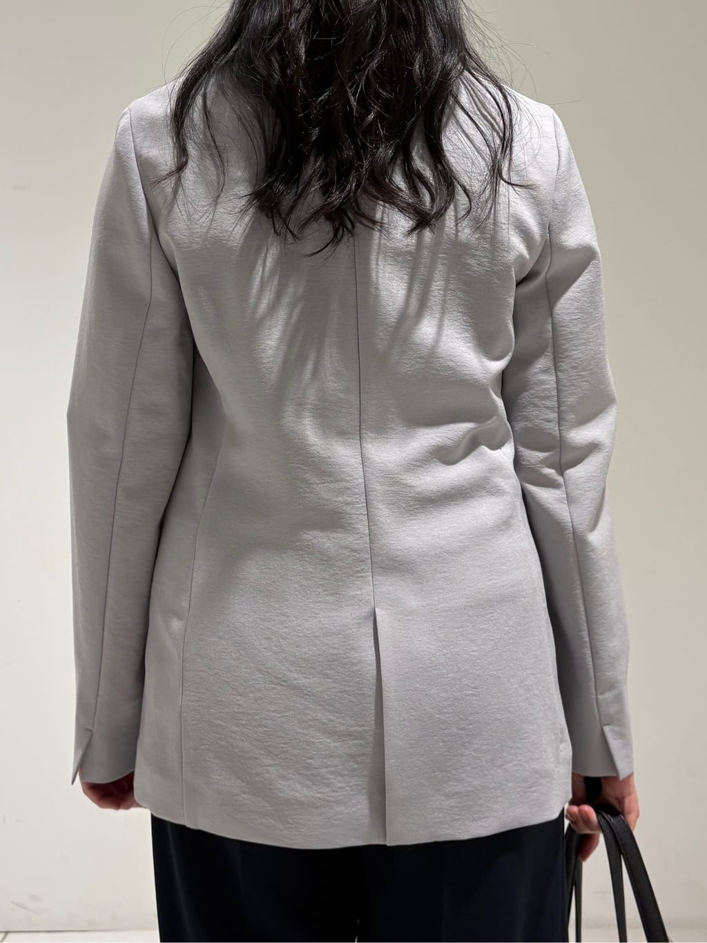 momokoさんの「INDIVI｜【洗える／UVケア／麻調】シングルジャケット」を使ったコーディネート